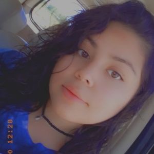 Meet your Posher, Monique